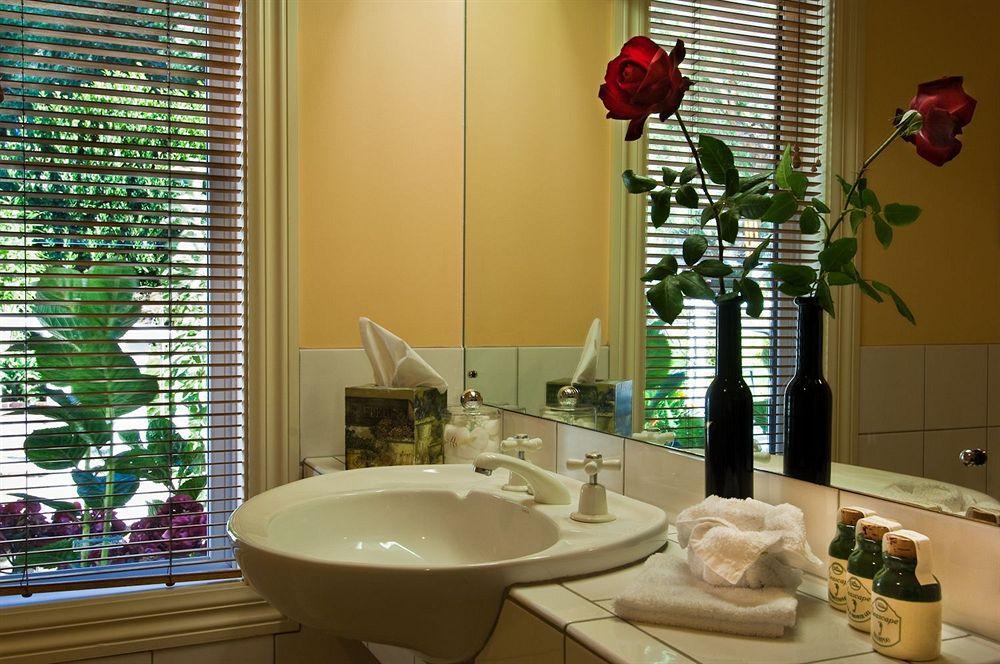 The Peppertree Luxury Accommodation Blenheim Exterior photo