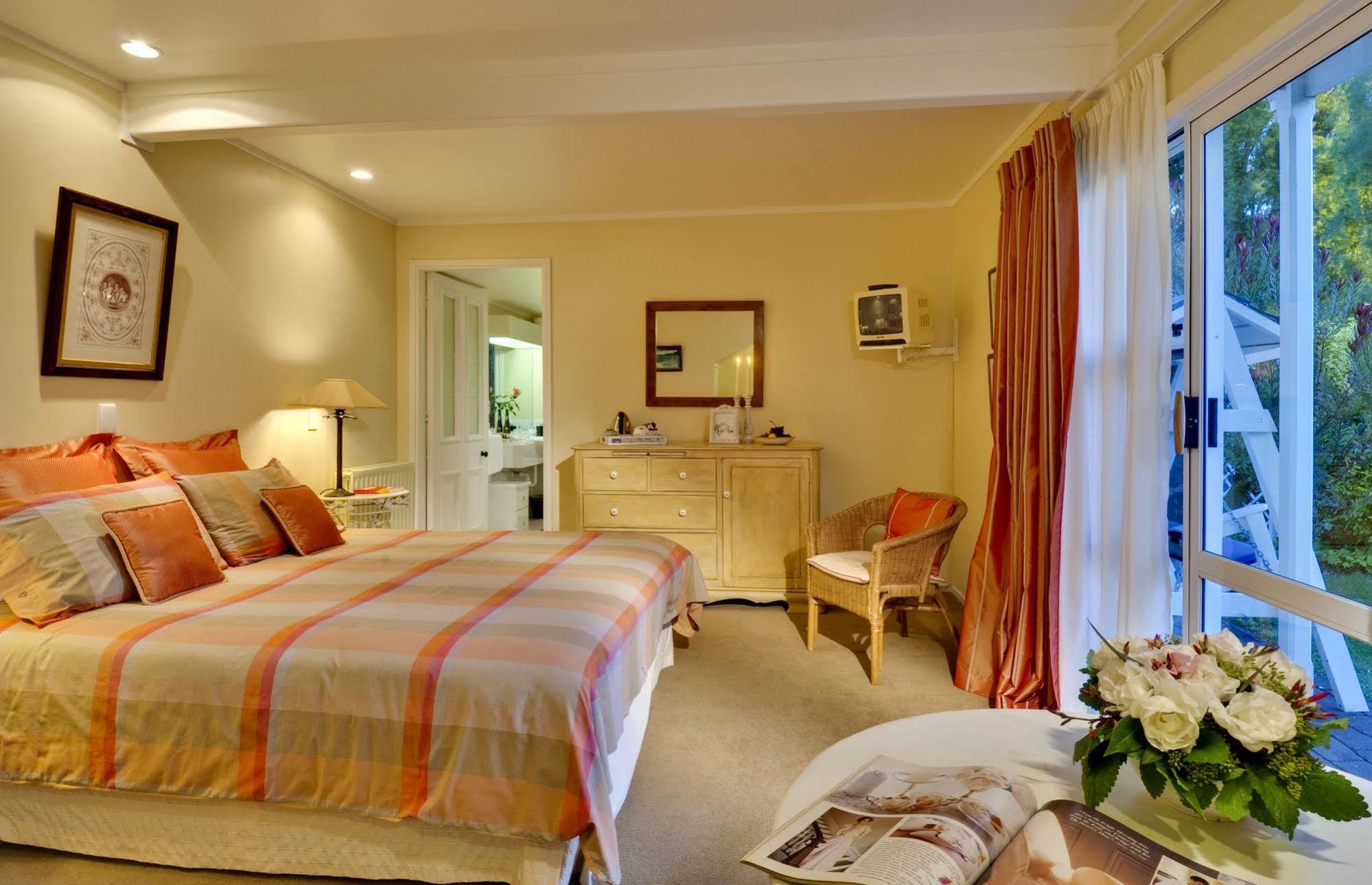 The Peppertree Luxury Accommodation Blenheim Room photo